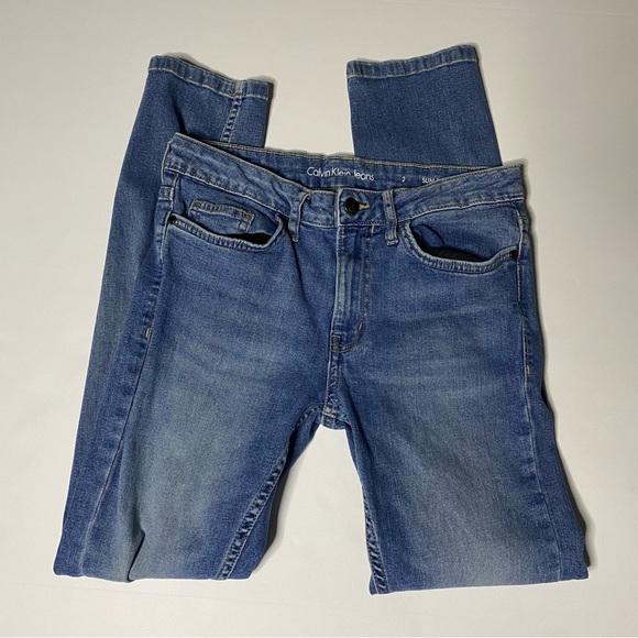 Calvin Klein Blue Slim Boyfriend Distressed Jeans with Gradient Fade size 2 - Picture 1 of 6